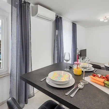Apartment City Point Rijeka Buitenkant foto