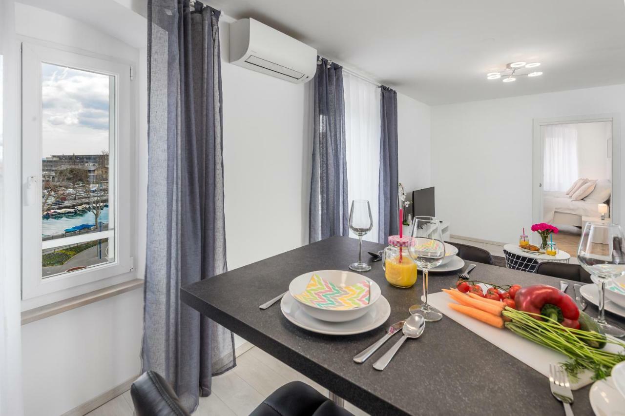 Point Apartment *